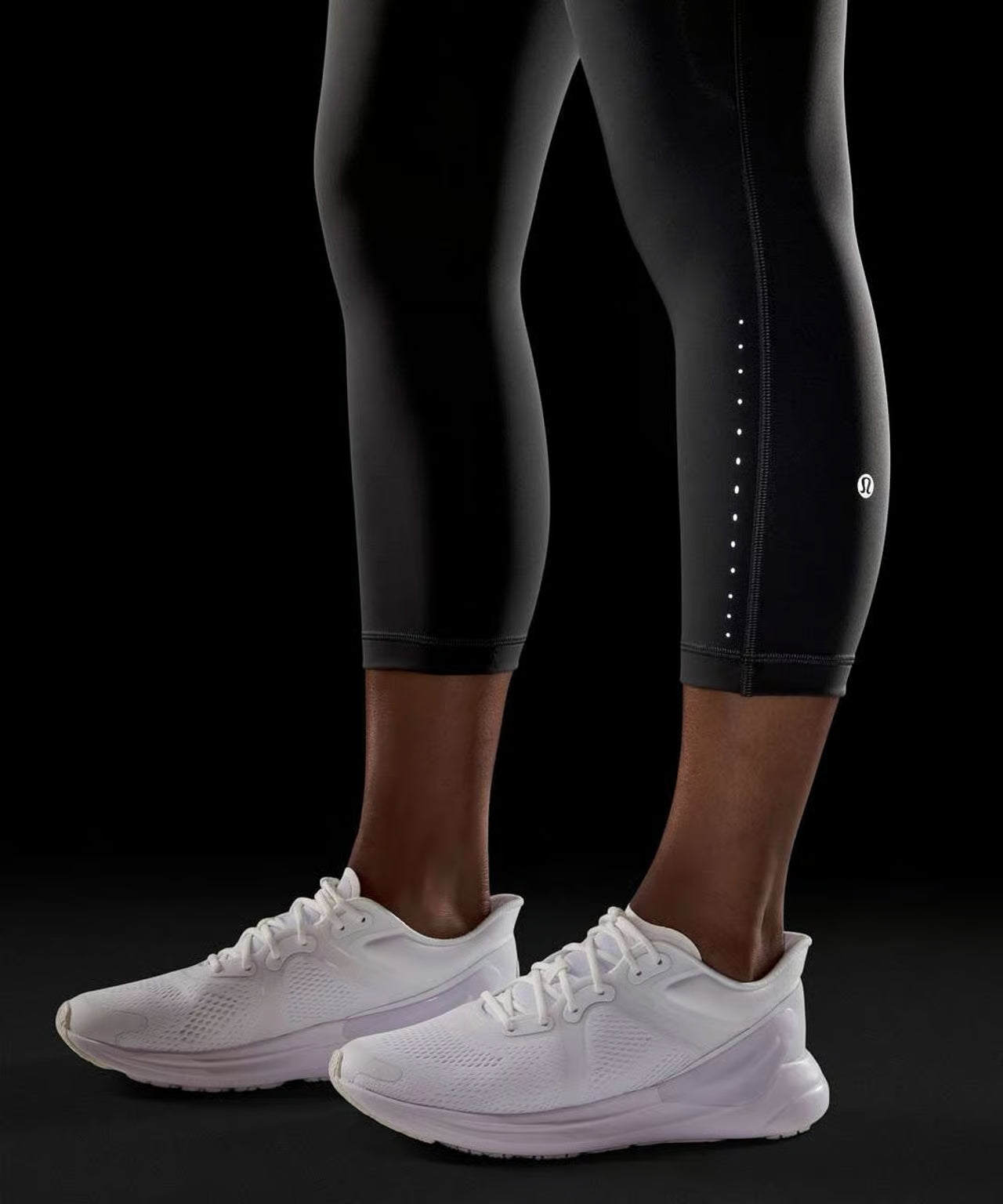 Lululemon Swift Speed High-Rise Crop 21” leggings in gray, size 20
