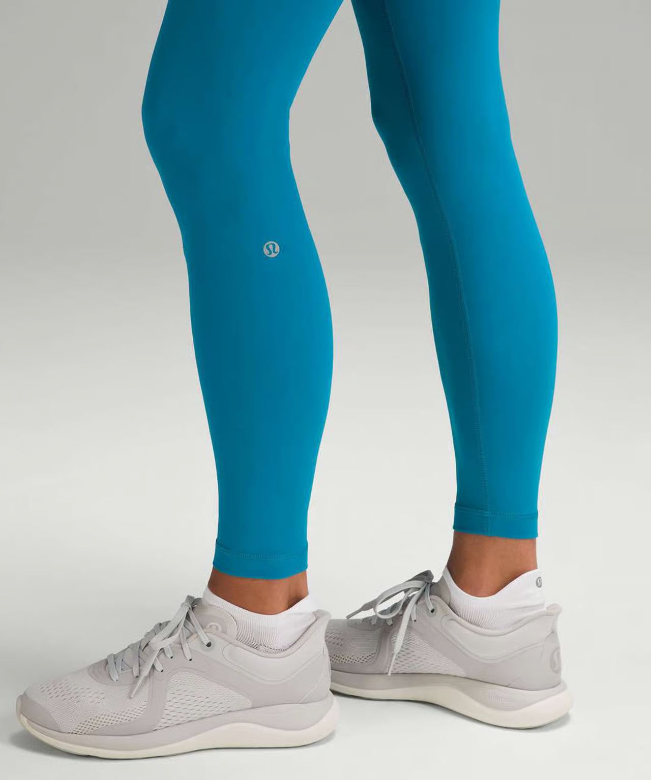 Lululemon Wunder Train High-Rise Tight 28” Hawaiian Blue Size 0