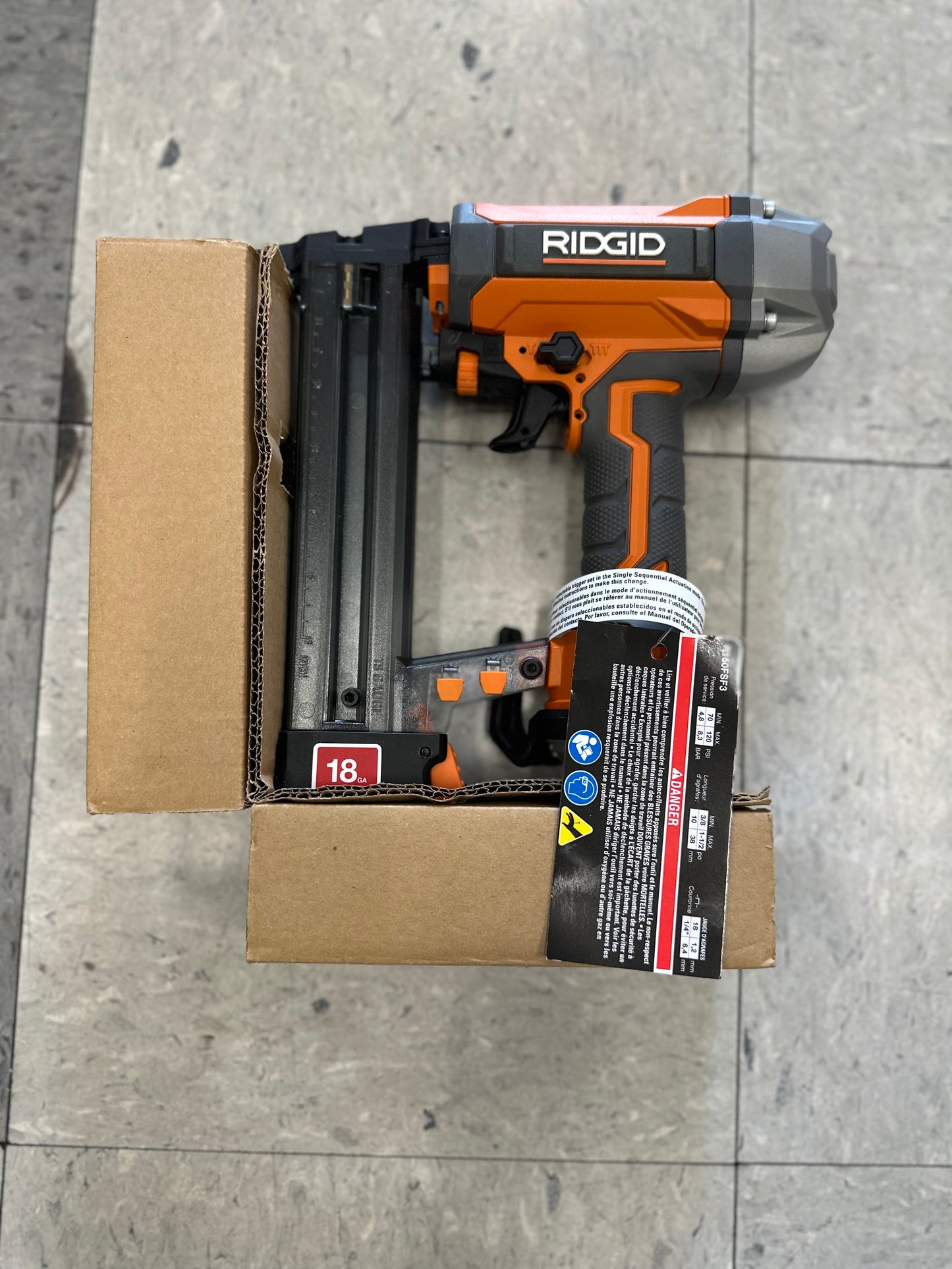 RIDGID Pneumatic 18-Gauge 2-1/8 in. Brad Nailer with CLEAN DRIVE Technology & Tool Bag