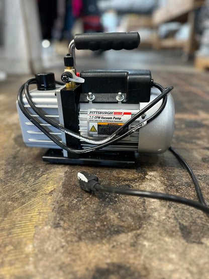 Pittsburgh Automotive 2.5 CFM Vacuum Pump – Customer Return / Open Box