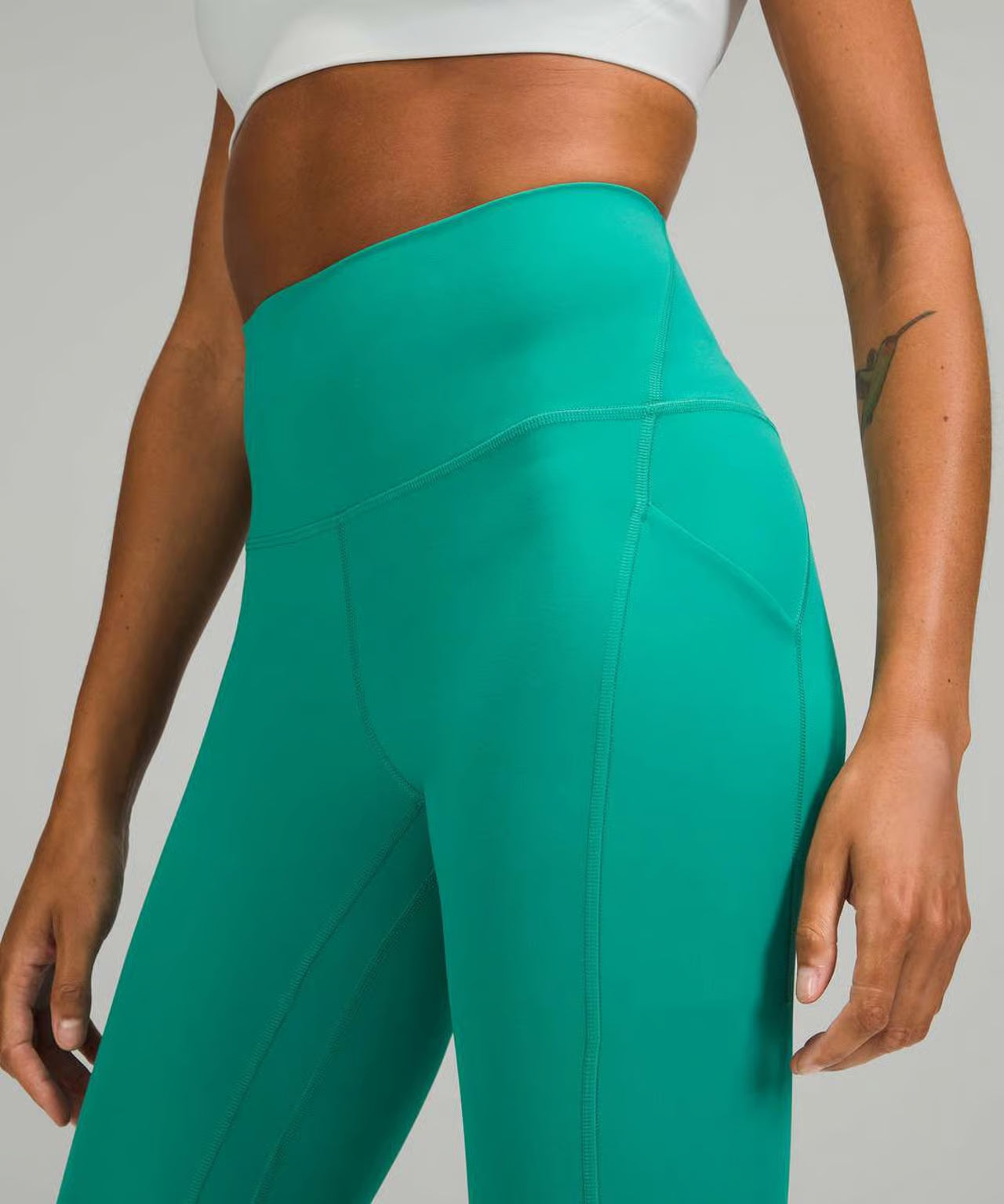 Lululemon Align High-Rise Pant with Pockets 25” in Maldives Green, size 18