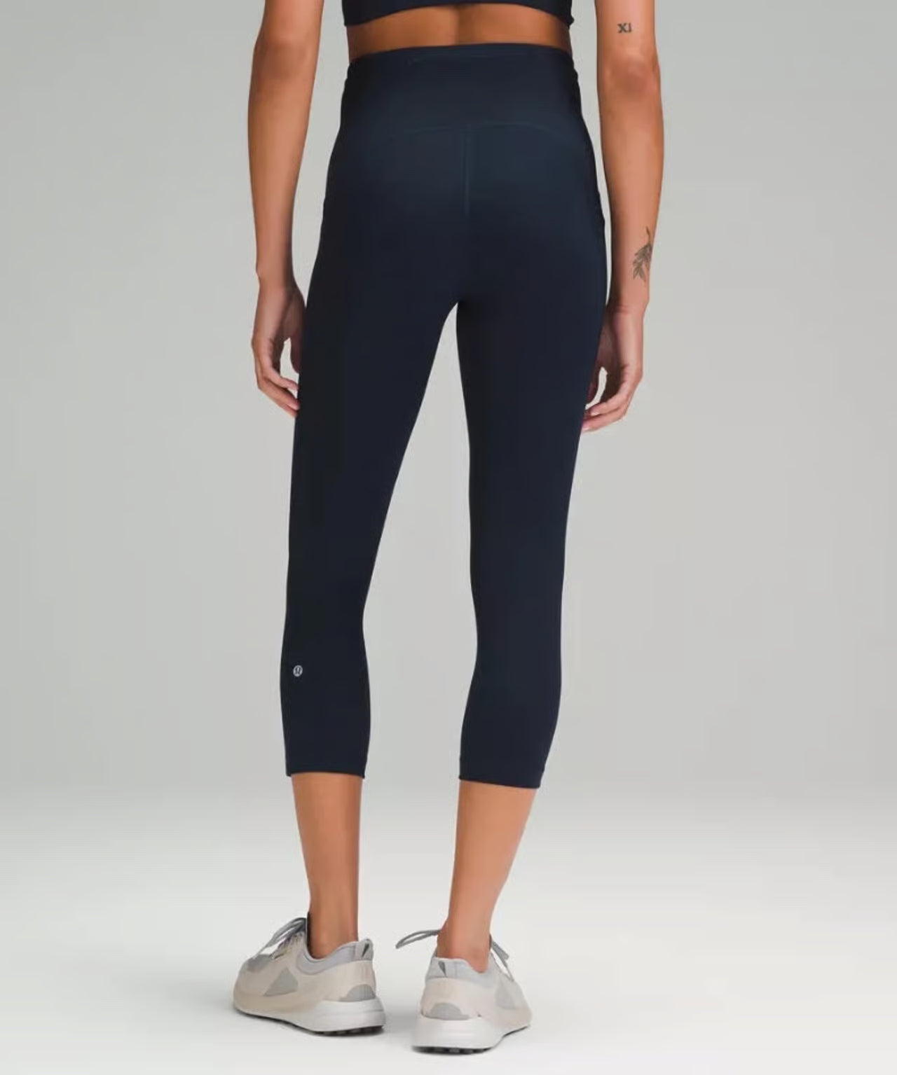 Lululemon Swift Speed High-Rise Crop 21” True Navy Size 20 Leggings